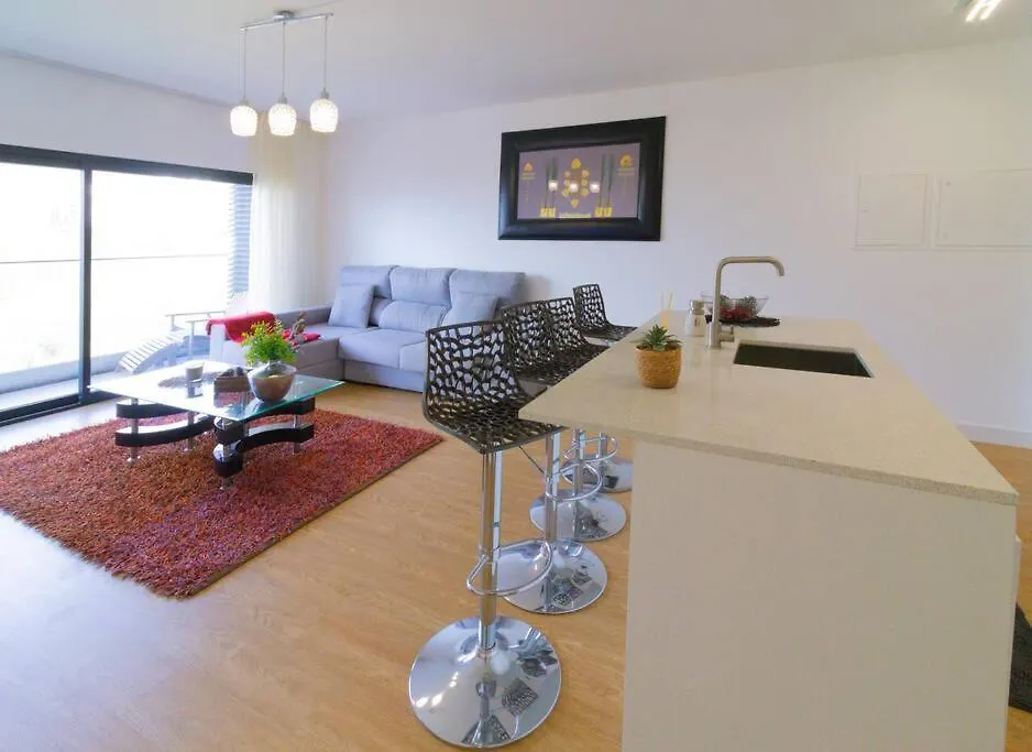 Apartamento Zona Turistica 푼샬 0*,  포르투갈